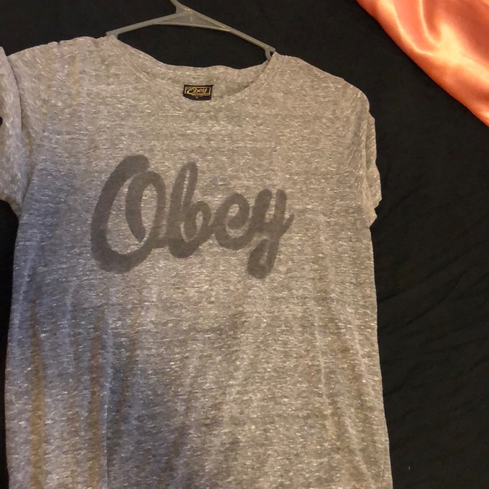 Obey shirt